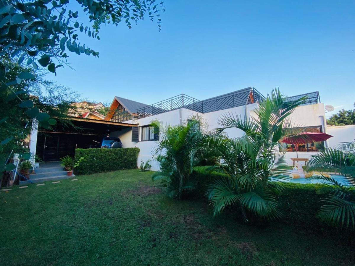 Joyau secret # Jardin # Piscine # Bien-être # prox centre ville Antananarivo Exterior foto