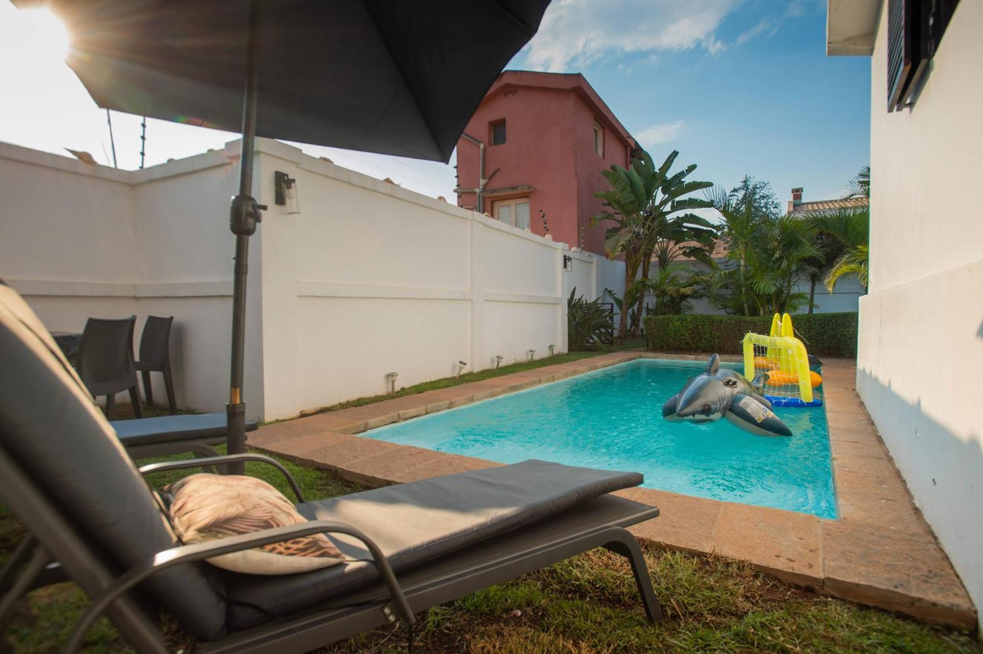 Joyau secret # Jardin # Piscine # Bien-être # prox centre ville Antananarivo Exterior foto